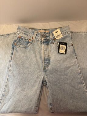 Levi's Ribcage Straight Ankle Light Blue Women’s Jeans Size 24x27